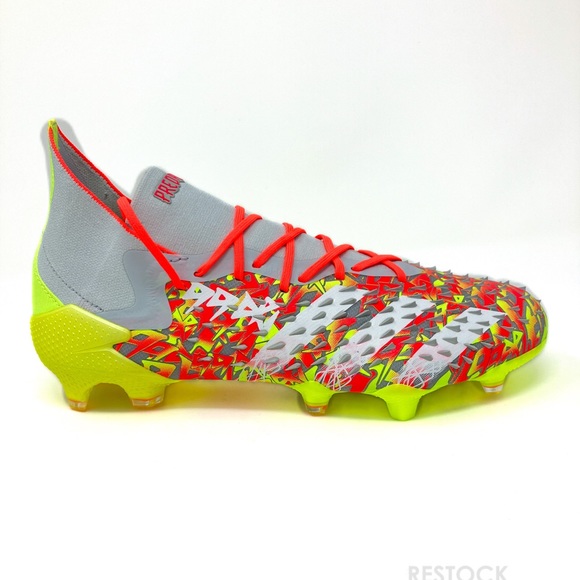 Adidas Predator Freak.1 FG FY6258 Soccer Football Cleats 7M, 6M - Picture 2 of 6